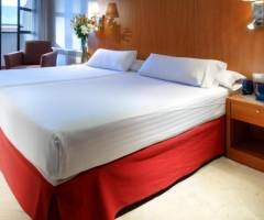 Casino Gran Madrid Torrelodones: Room for 2 adults + 3 children under 12